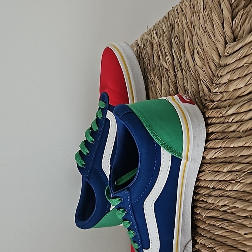 Vans size - Picture 3 of 3